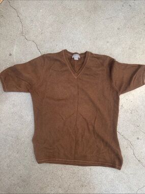 Brown V-Neck Women’s Cashmere Sweater - Classic Short Sleeve